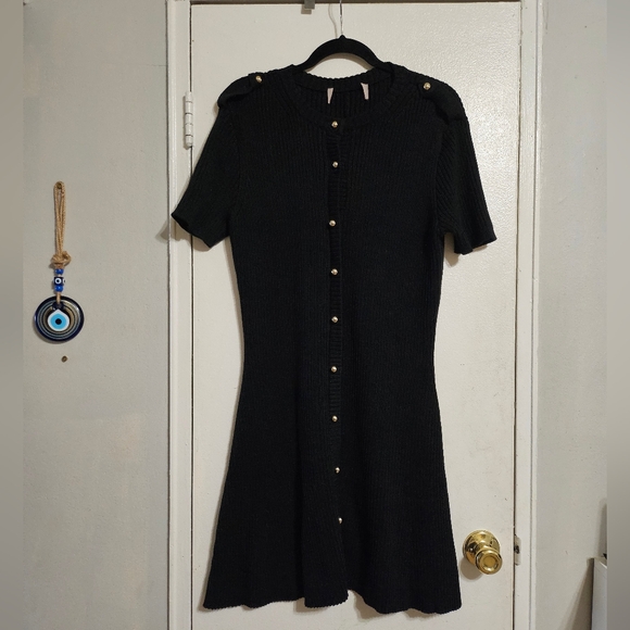 Dresses & Skirts - Elegant Black Button-Down Sweater Dress